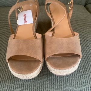 Ladies tan platform sandals